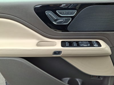 2022 Lincoln Aviator Standard