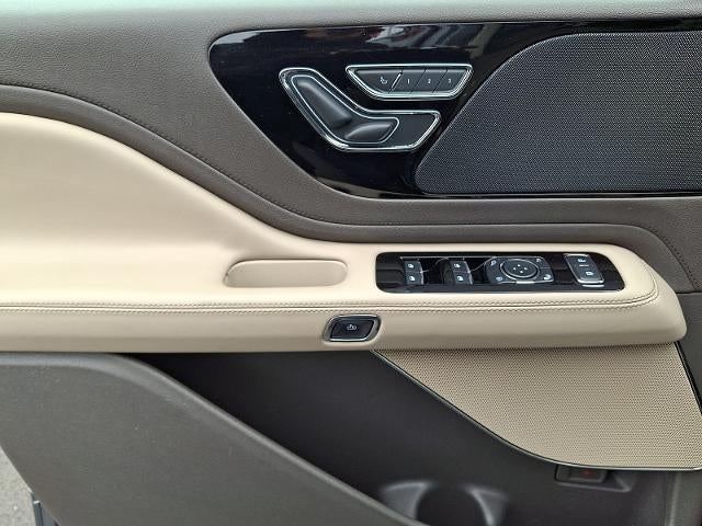 2022 Lincoln Aviator Standard