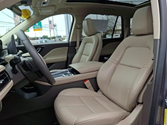 2022 Lincoln Aviator Standard