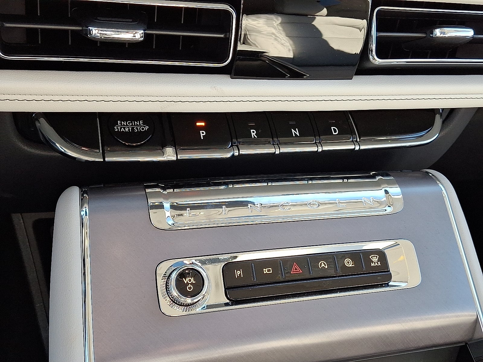 2025 Lincoln Aviator Premiere