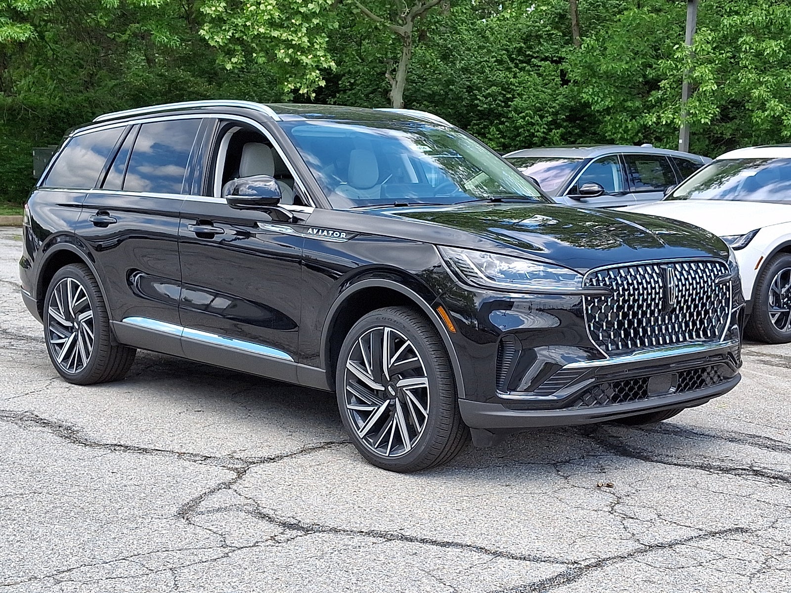2026 Lincoln Aviator Reserve AWD's photo