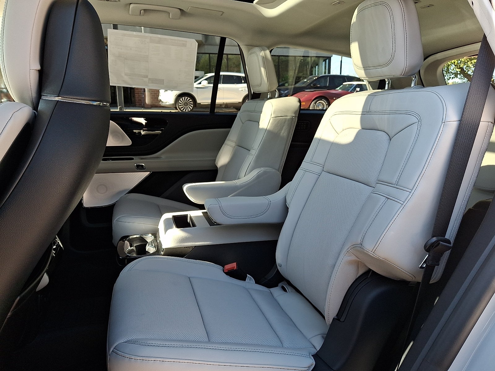 2027 Lincoln Aviator Reserve