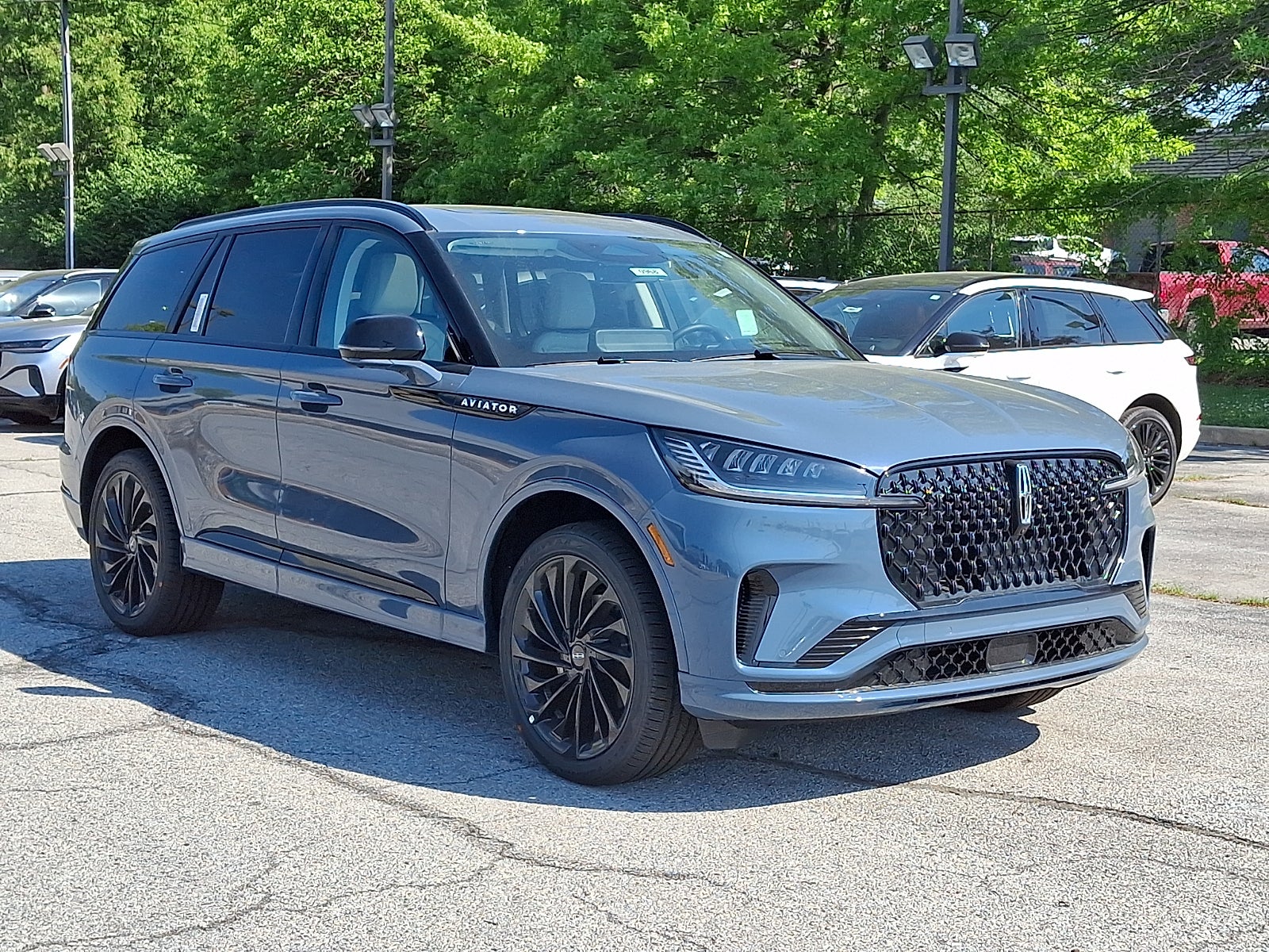 2026 Lincoln Aviator Reserve AWD's photo