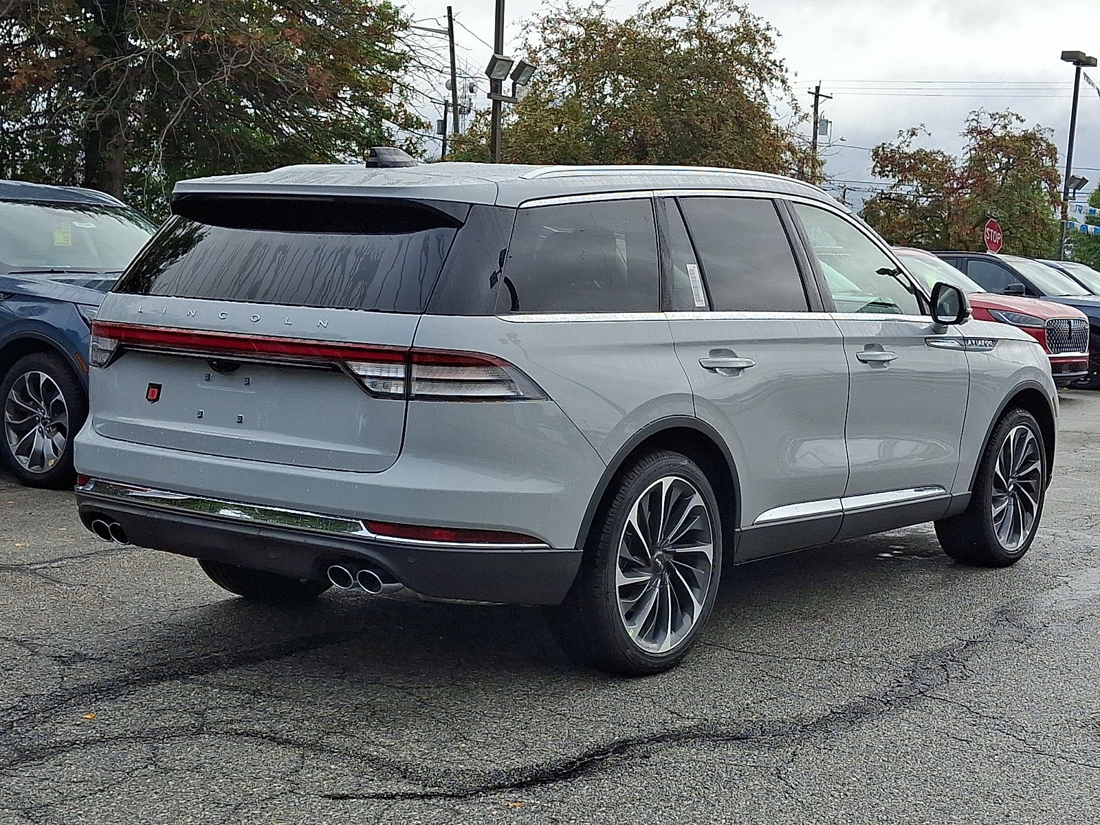 2027 Lincoln Aviator Reserve
