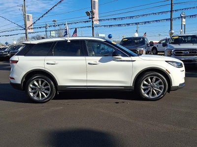 2022 Lincoln Corsair Standard