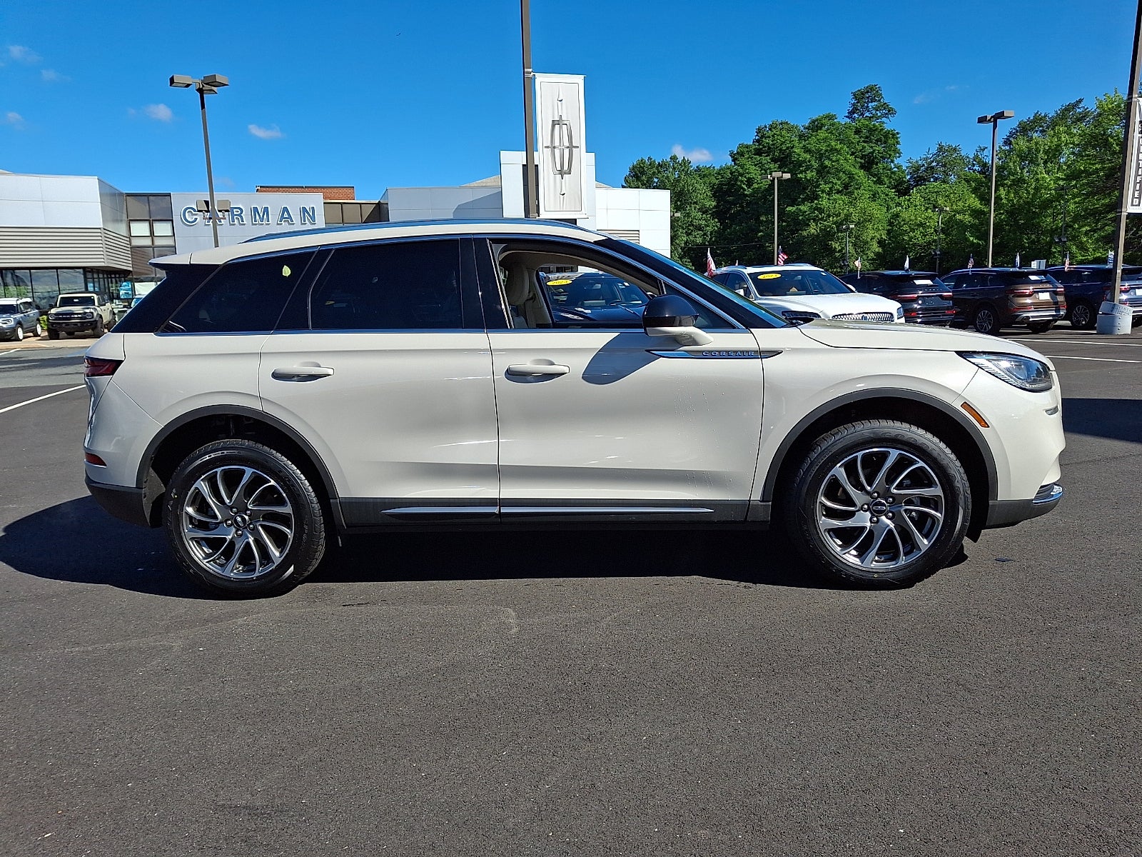 2022 Lincoln Corsair Standard