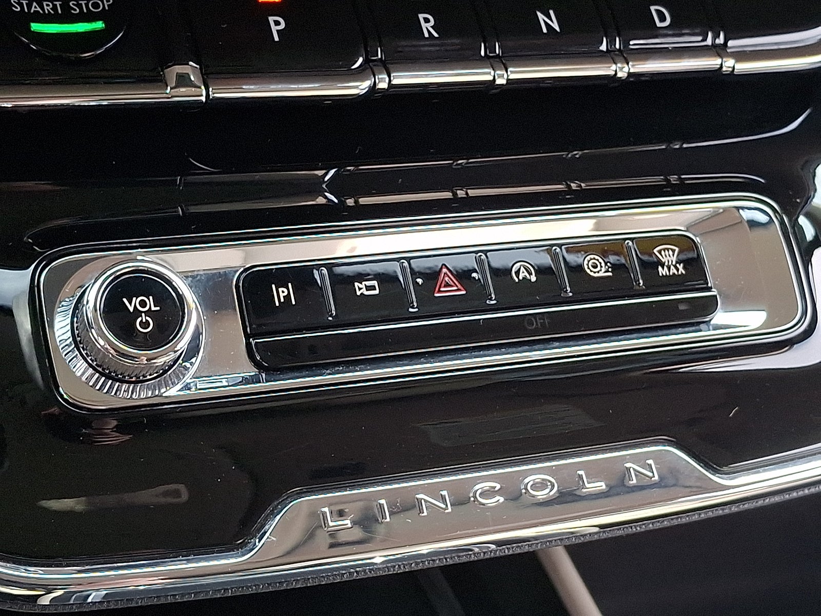 2025 Lincoln Corsair Premiere