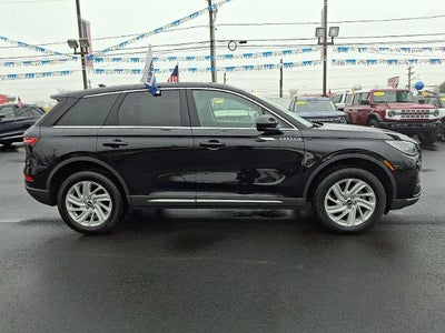 2025 Lincoln Corsair Premiere