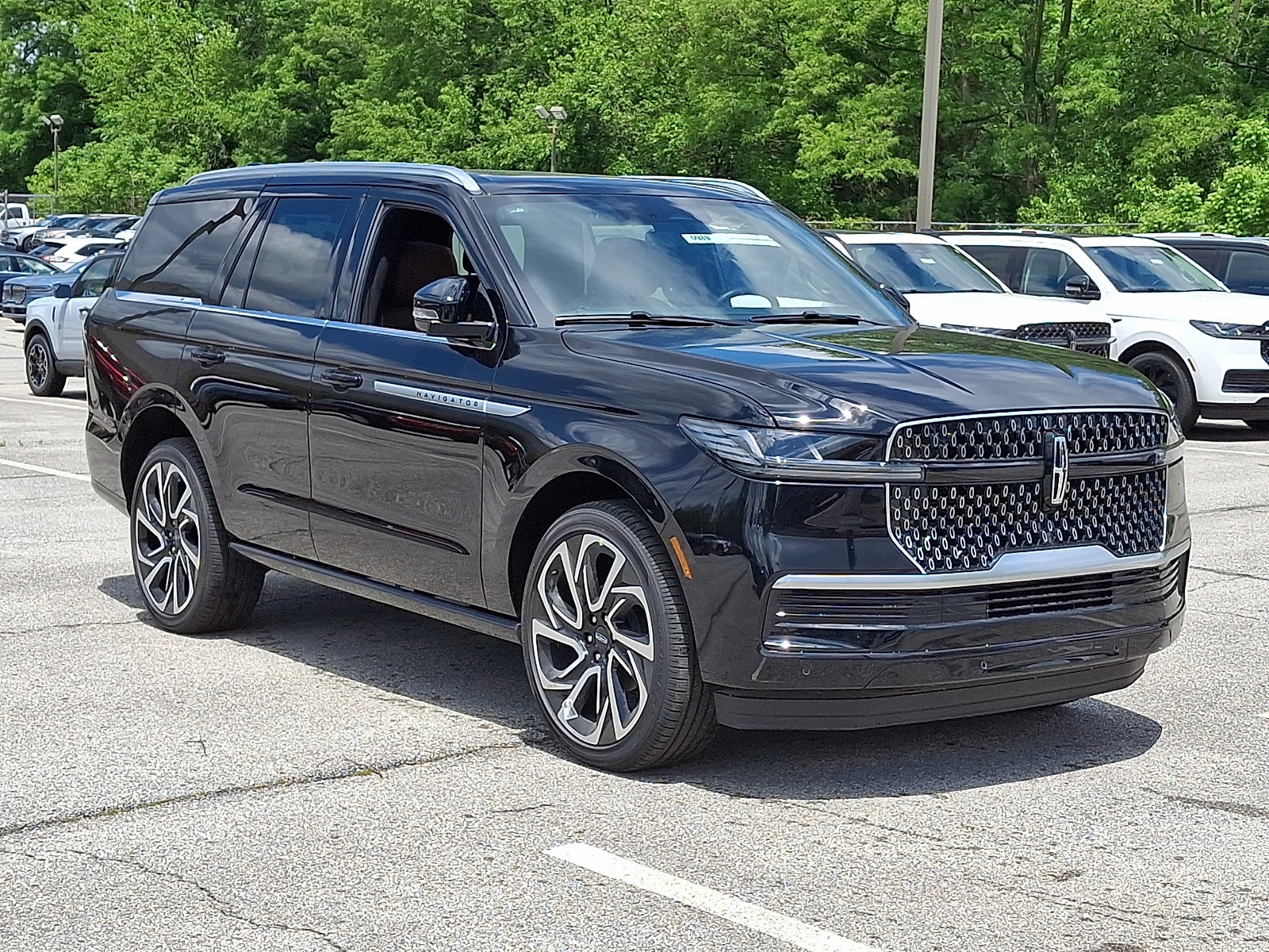 2026 Lincoln Navigator Reserve 4WD's photo