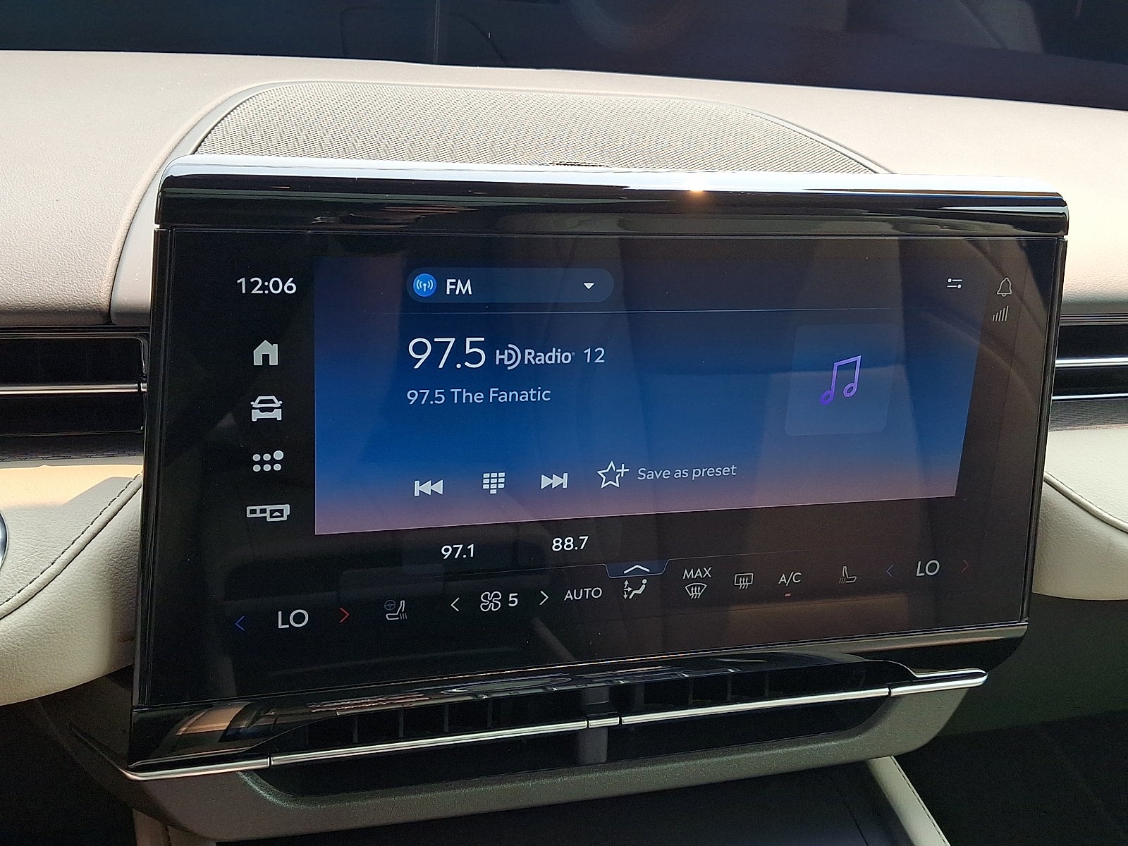 2024 Lincoln Nautilus Premiere