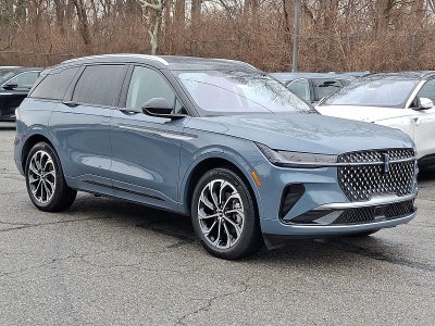 2025 Lincoln Nautilus Reserve