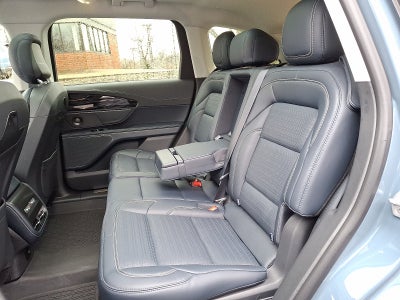 2025 Lincoln Nautilus Reserve