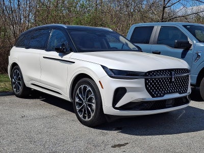 2025 Lincoln Nautilus Reserve