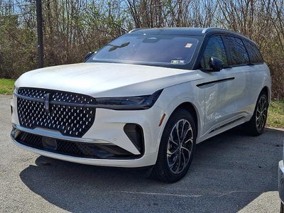 2025 Lincoln Nautilus Reserve