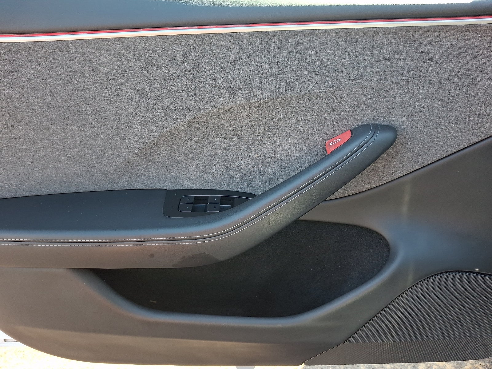 2024 Tesla Model 3 Rear-Wheel Drive