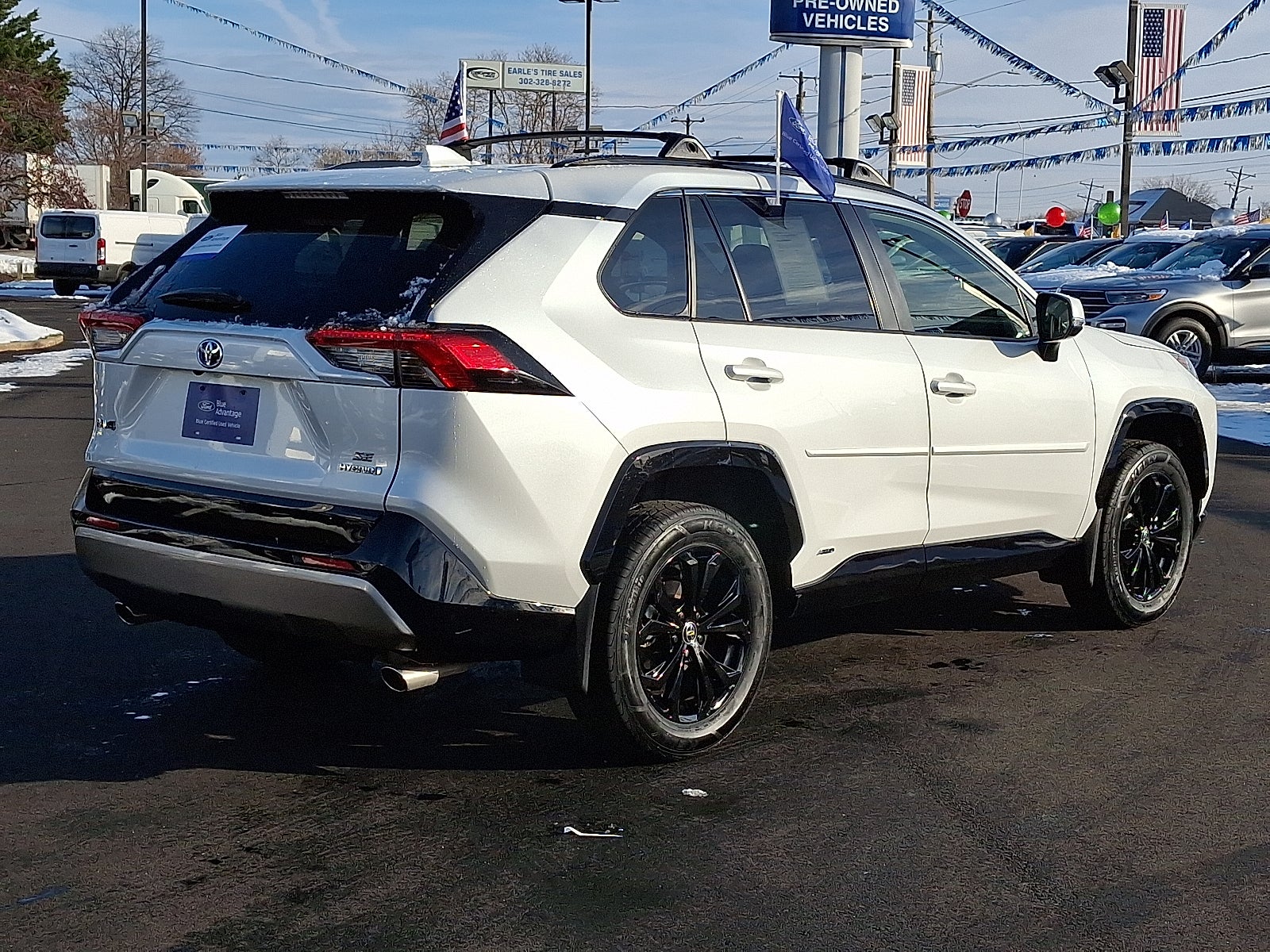 2023 Toyota RAV4 Hybrid SE