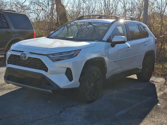 2023 Toyota RAV4 Hybrid SE