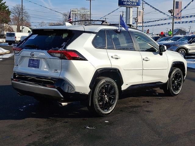 2023 Toyota RAV4 Hybrid SE