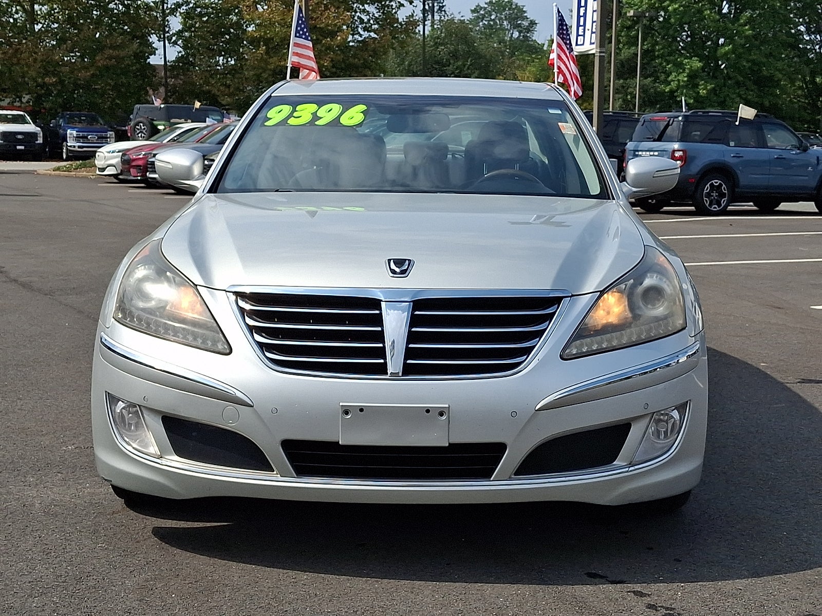 Used 2013 Hyundai Equus Signature with VIN KMHGH4JH5DU063446 for sale in New Castle, DE