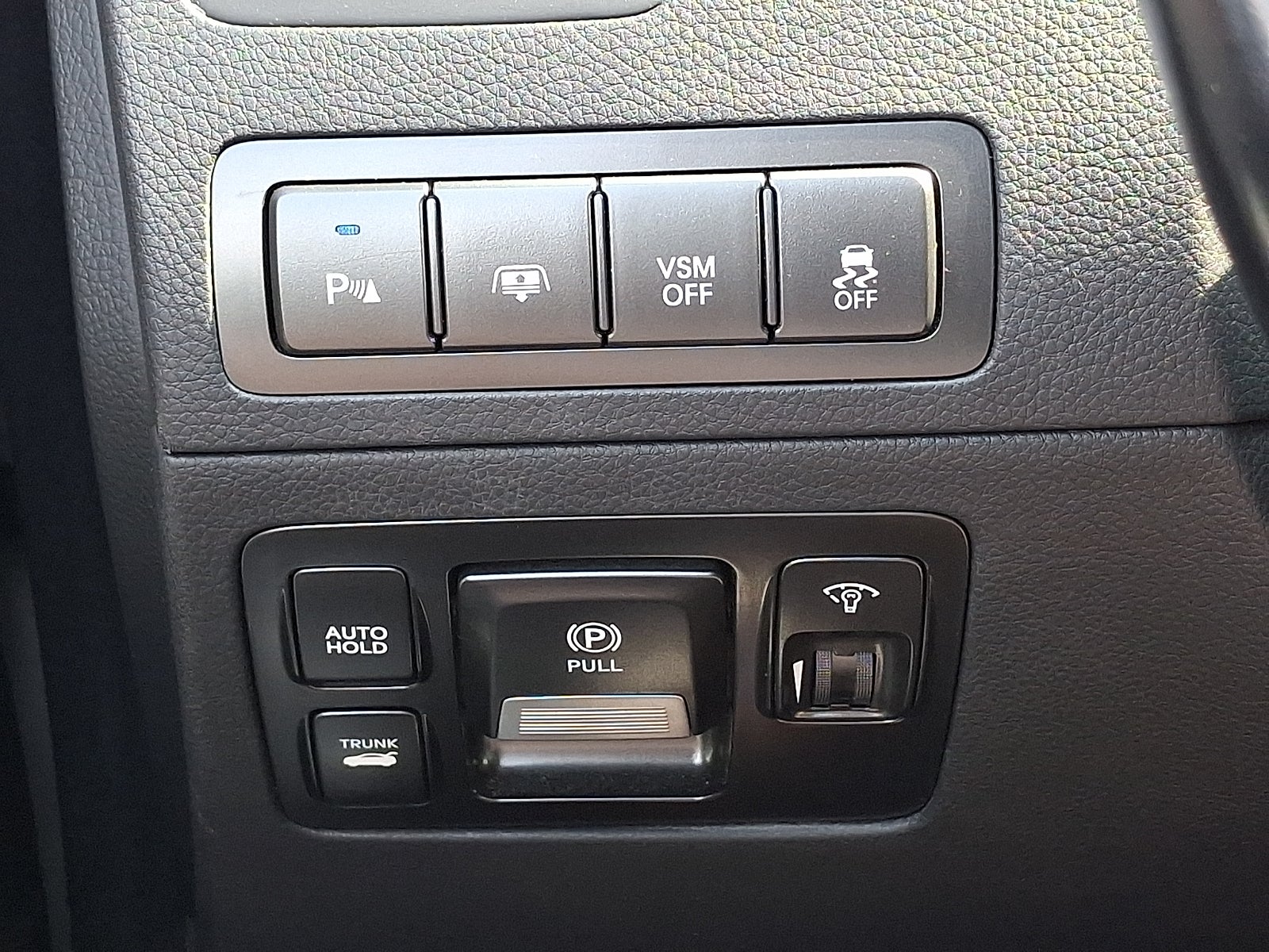 2013 Hyundai Equus Signature