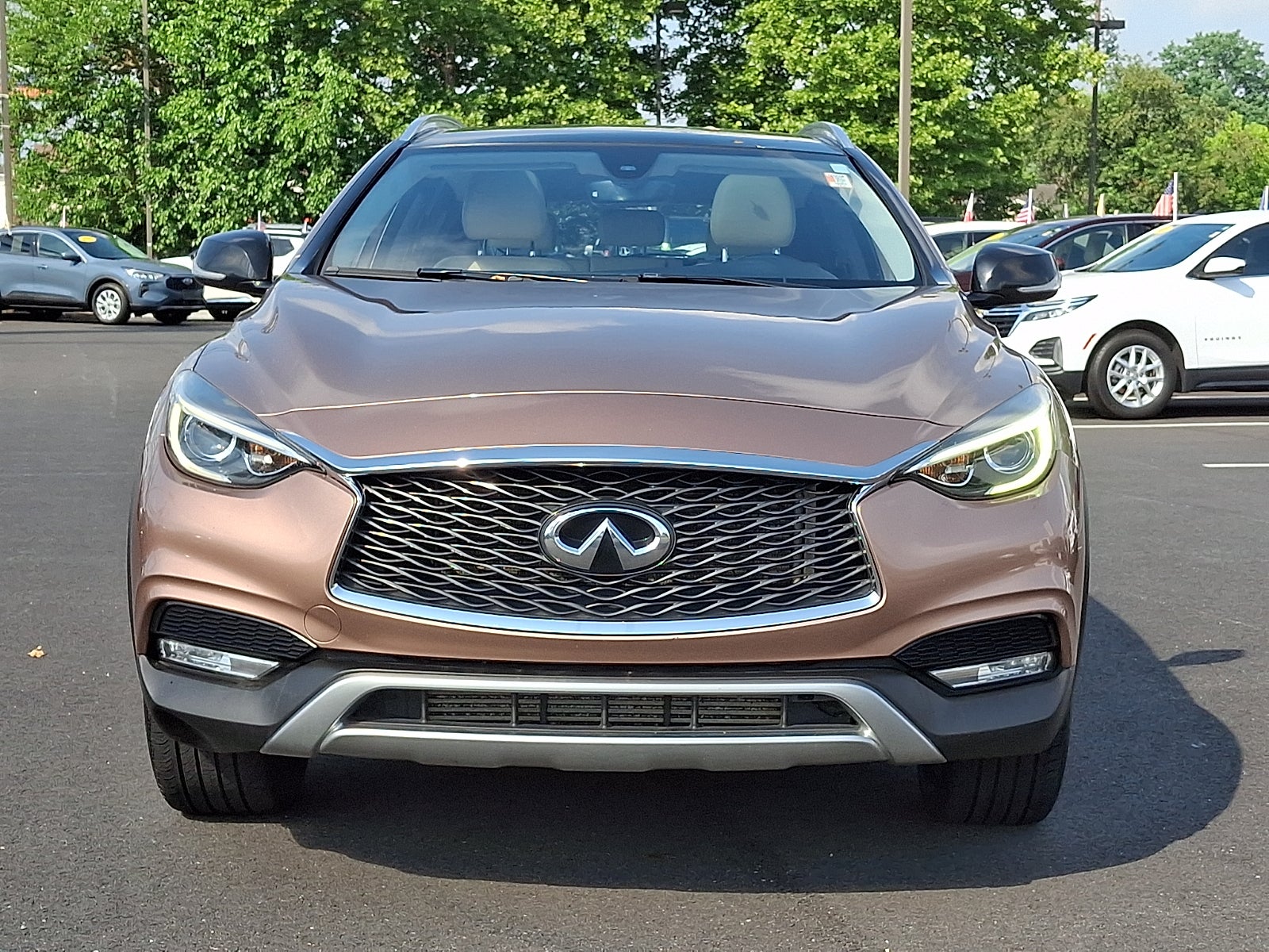 Used 2017 INFINITI QX30 Premium with VIN SJKCH5CRXHA034009 for sale in New Castle, DE