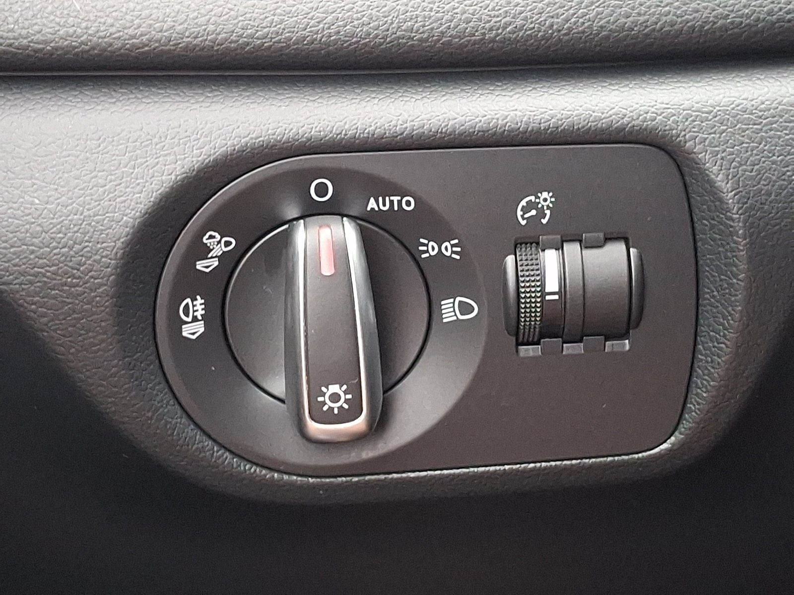 2018 Audi Q3 2.0T Premium