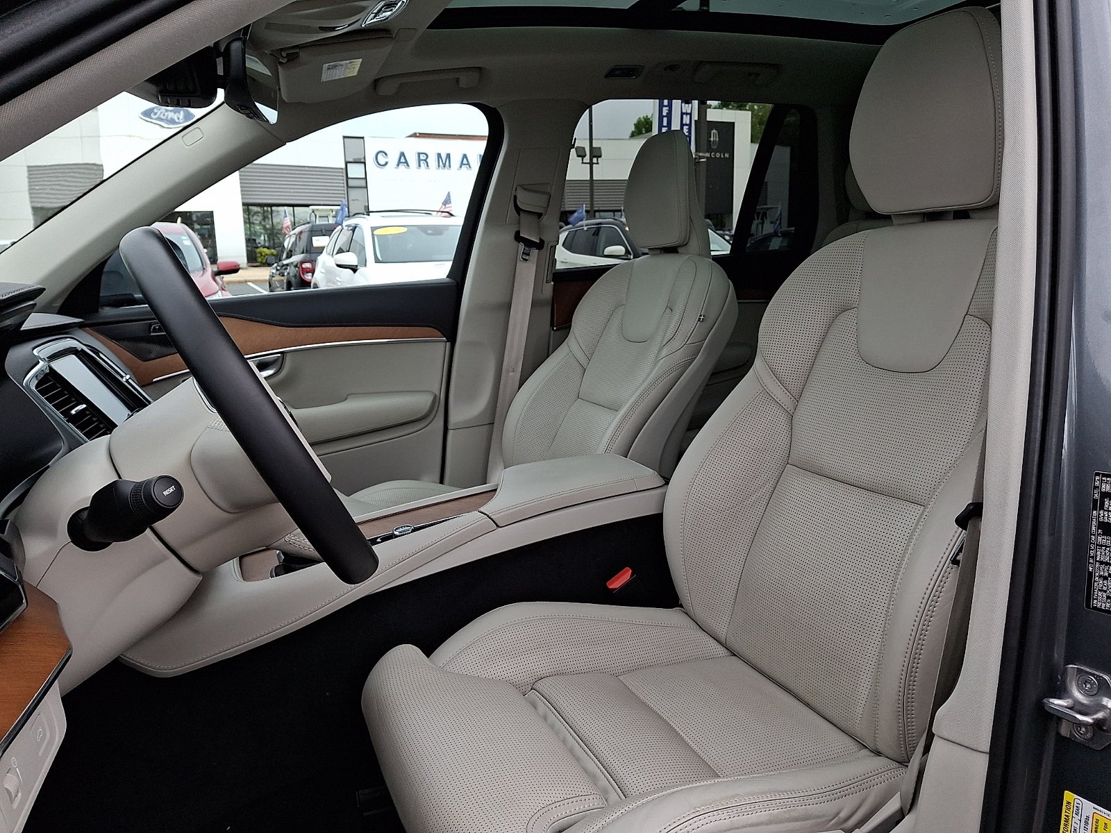 2019 Volvo XC90 T6 Inscription