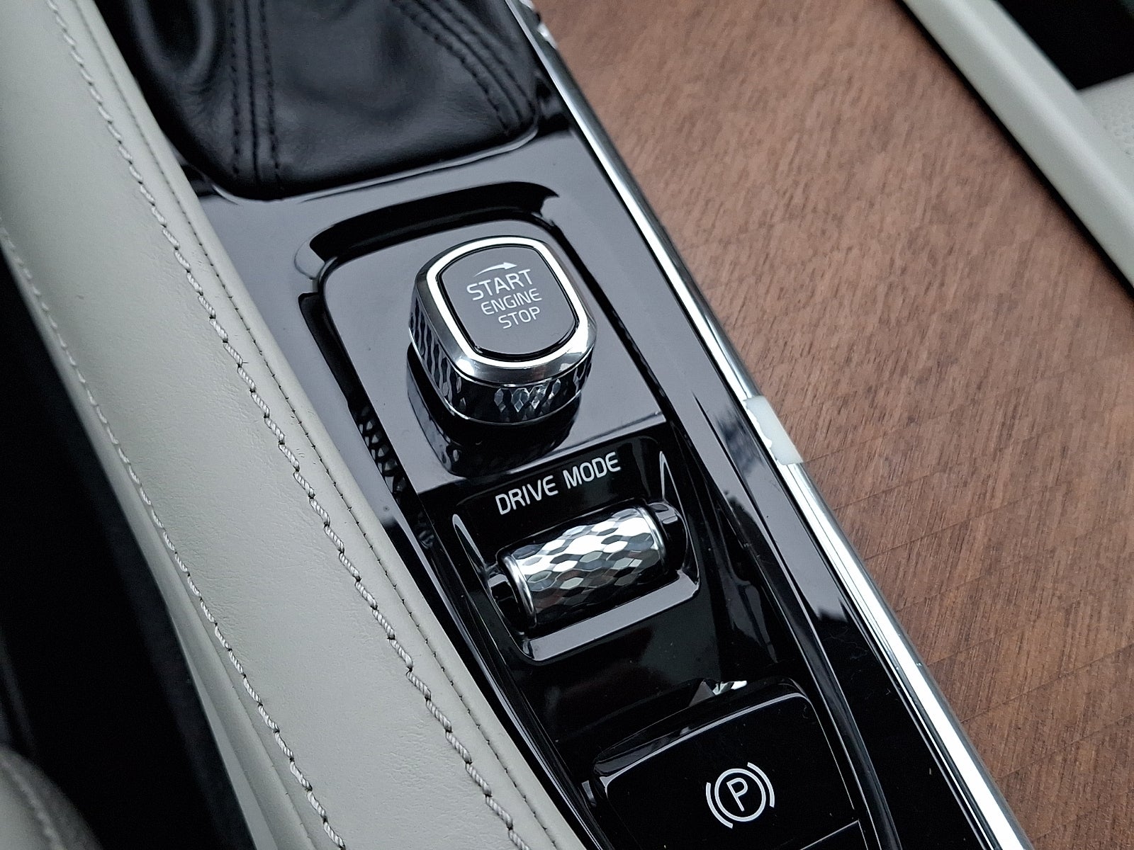 2019 Volvo XC90 T6 Inscription