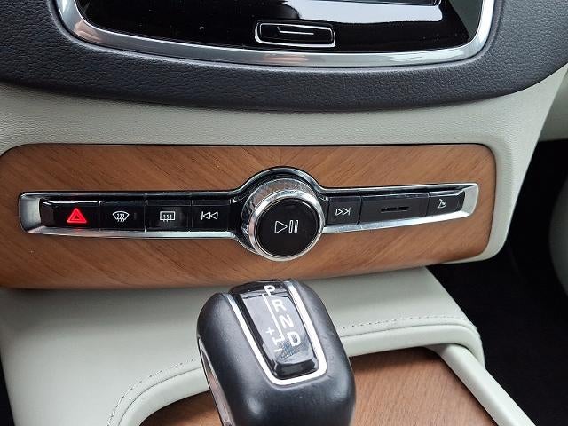 2019 Volvo XC90 T6 Inscription