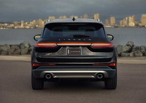 The rear lighting of the 2023 Lincoln Corsair® SUV spans the entire width of the vehicle. | Carman Lincoln in New Castle DE