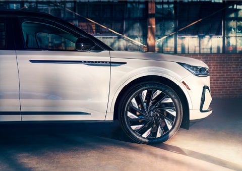 The wheels of the available Jet Appearance Package are highlighted. | Carman Lincoln in New Castle DE