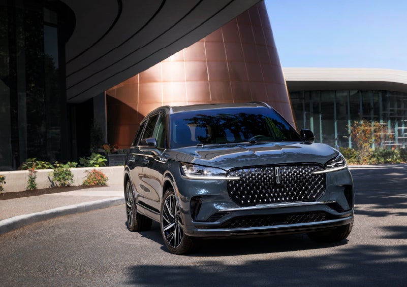 A 2026 Lincoln Black Label™ Aviator® SUV is shown with the available Special Edition Package. | Carman Lincoln in New Castle DE