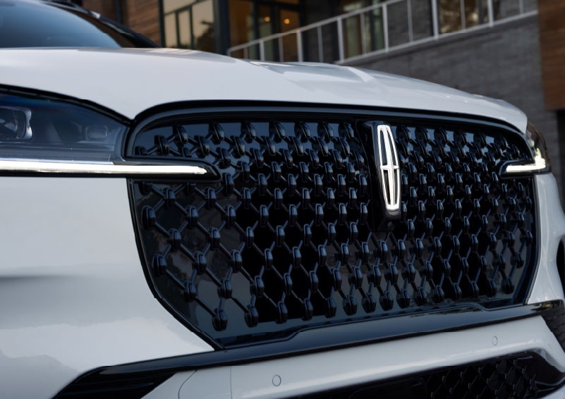 The front grille of a 2026 Lincoln Aviator® SUV is shown. | Carman Lincoln in New Castle DE